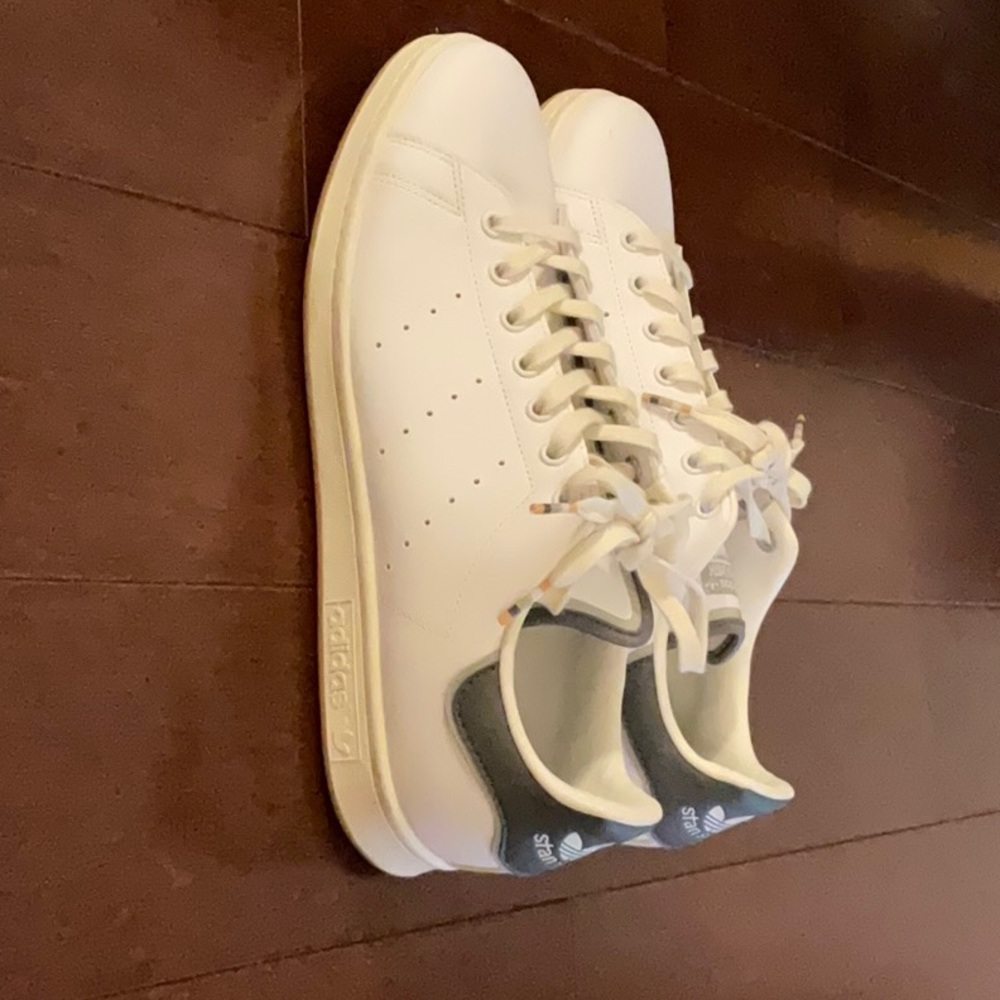 Adidas Stan Smith (Core White / Off White / Gray) Size: 11.5